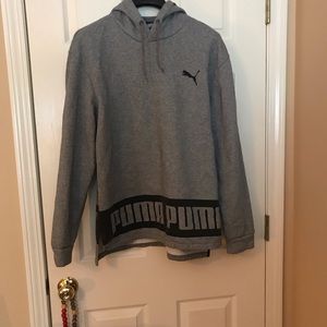 Puma Sweatshirt Large